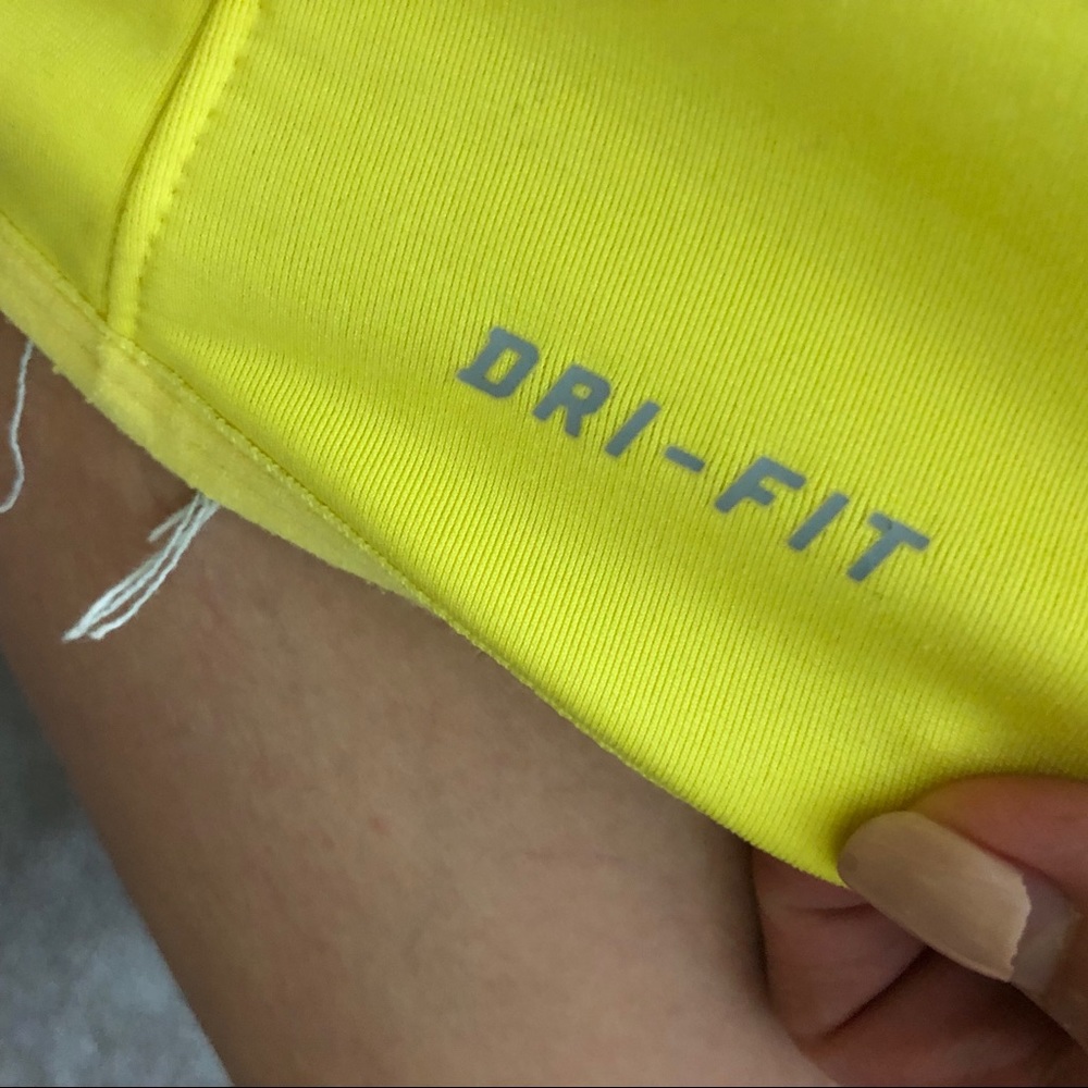 🚫SOLD🚫 Nike Dri-fit Thermal Jacket - Picture 7 of 8